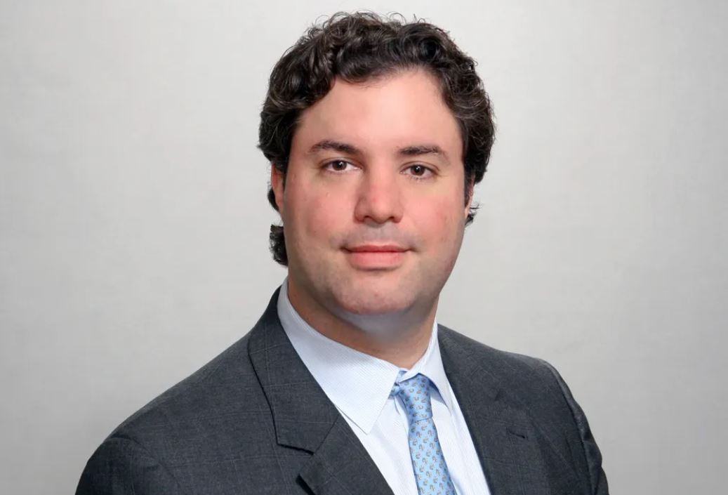 Gilbert Winn Net Worth