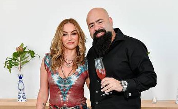 Arturo Lomeli Wife