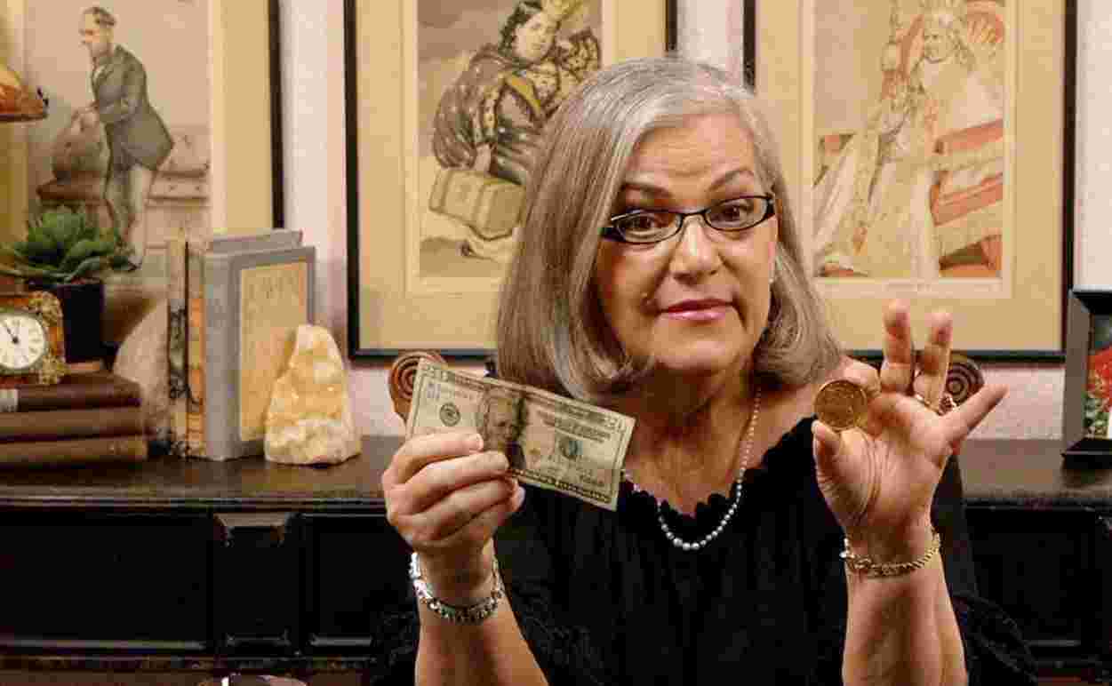 Lynette Zang Net Worth 2026 - Husband, Age, Height, Professional Life ...