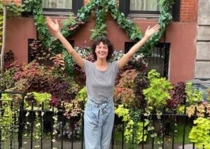 Shalom Harlow Net Worth 2024 - Husband, Age, Height, Professional Life